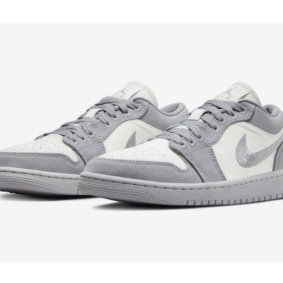 Nike Air Jordan 1 Low SE Shoes